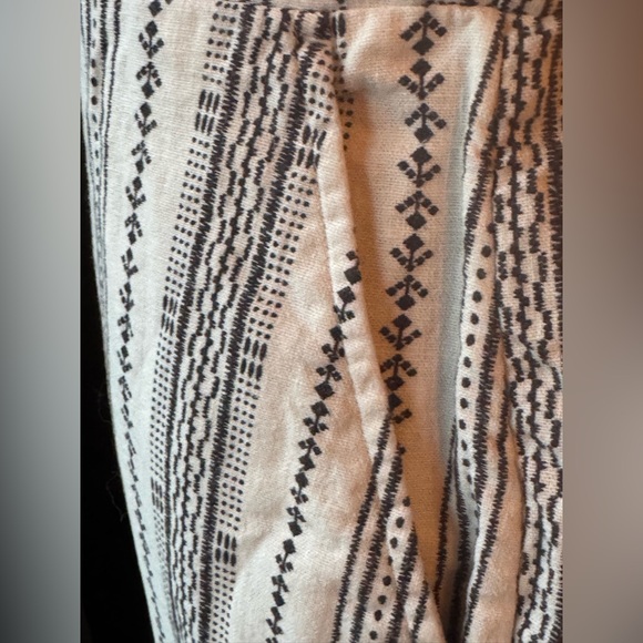 Old Navy Cream and Gray Striped Pattern linen cotton jumpsuit romper - Picture 7 of 9